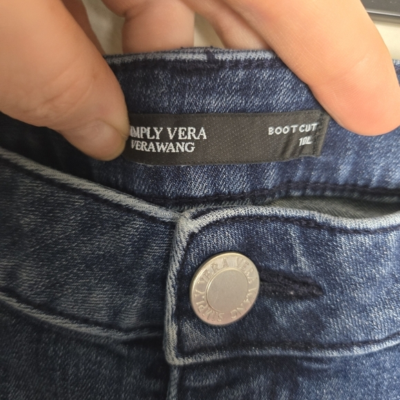 Boot cut button fly 10 long Simply Vera jeans - Picture 4 of 6